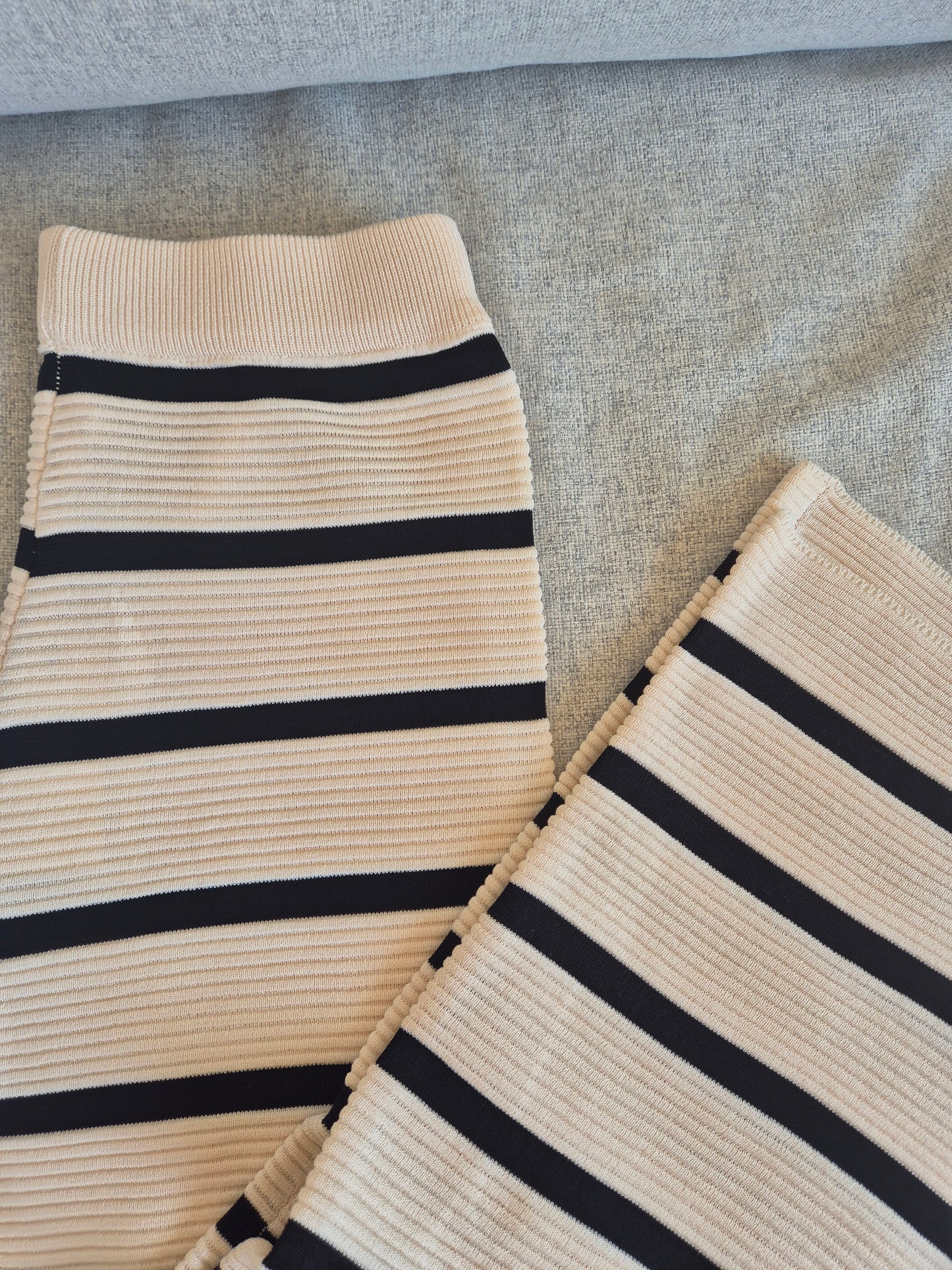 Ribbed Hose beige
