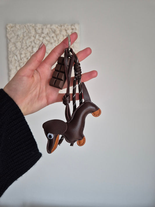 Dackel mit Schokolade
