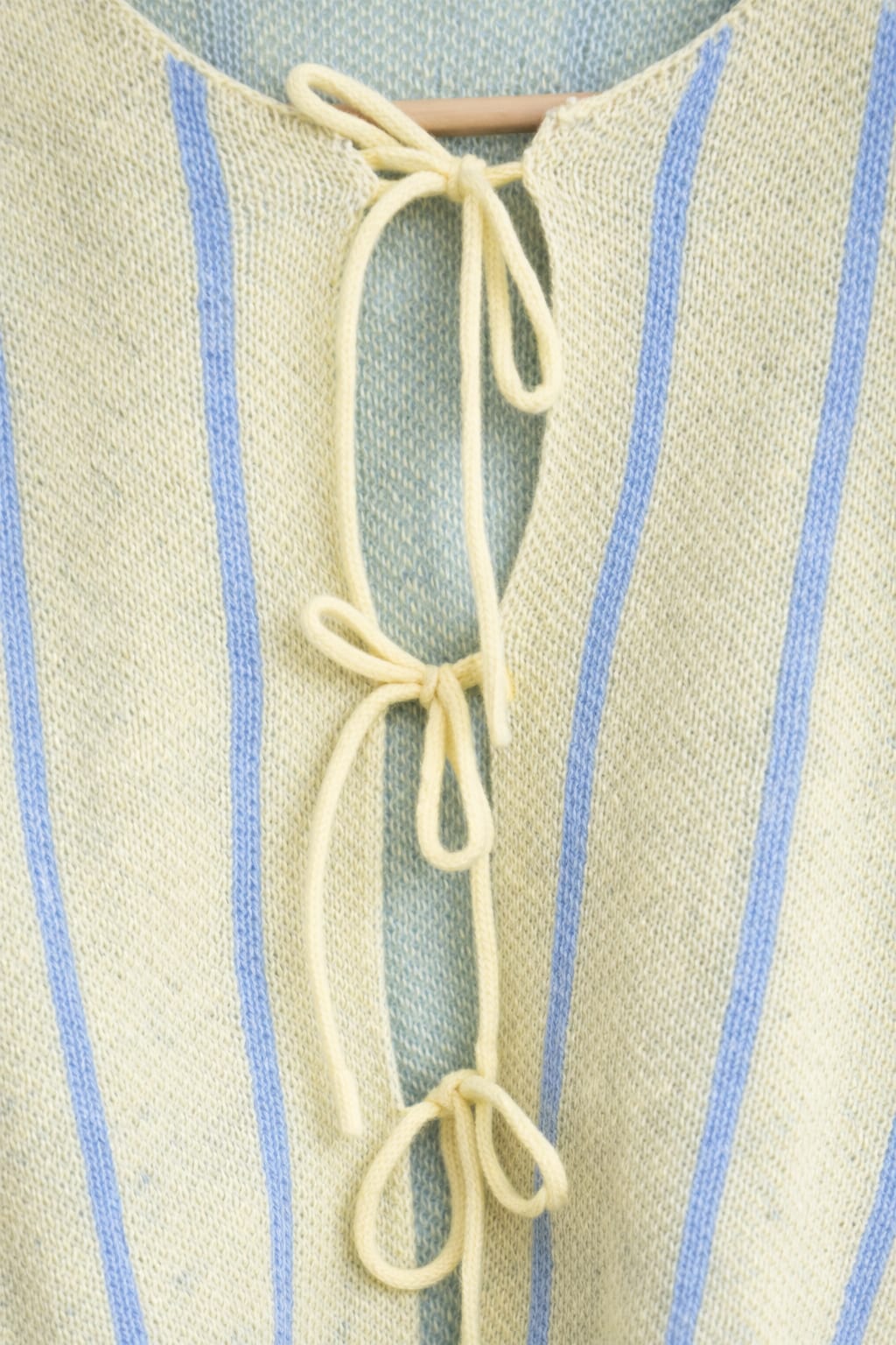 Gestreifter Cardigan